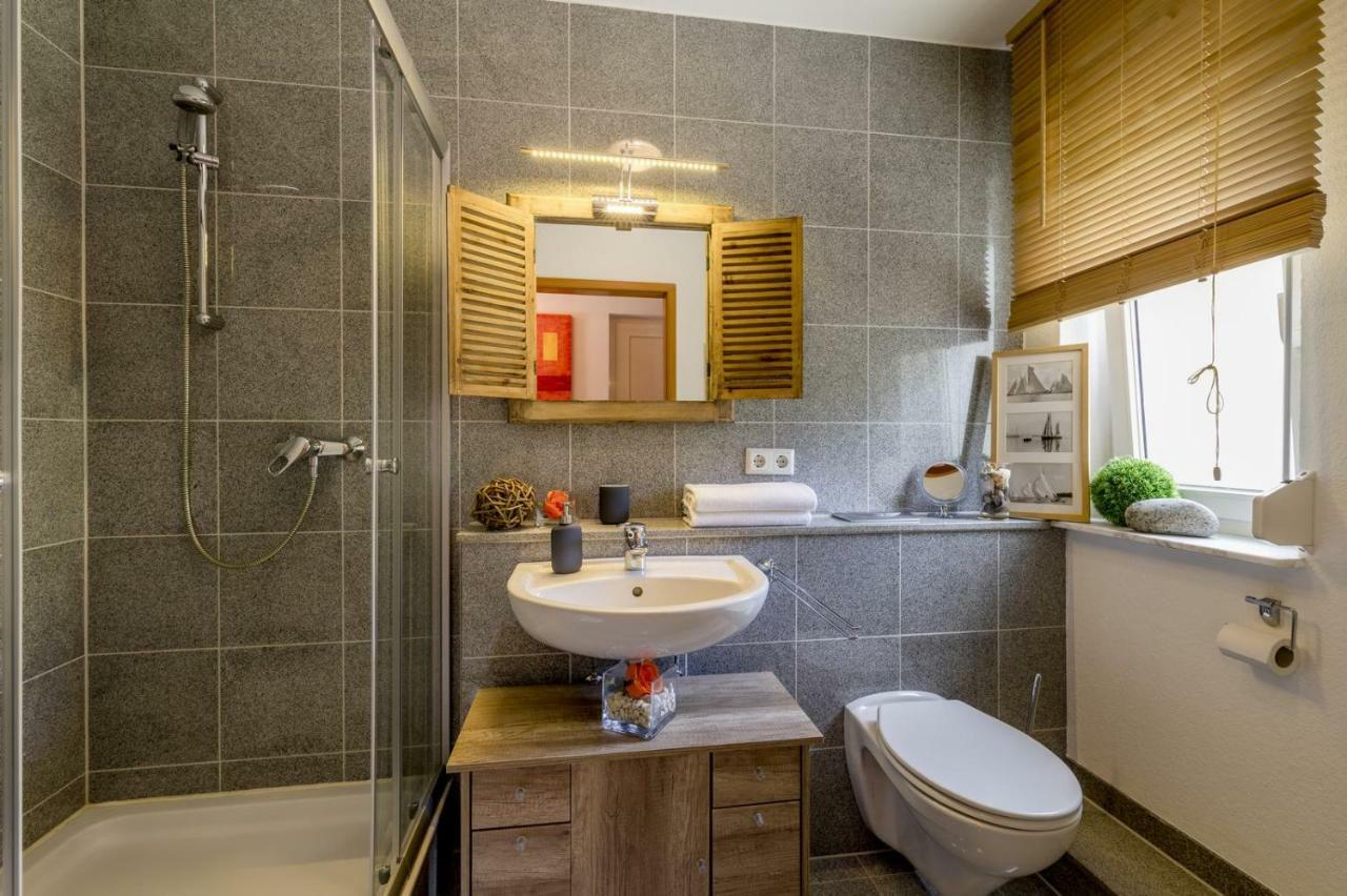 Auszeit - Art & Design Ferienapartment Bad Endbach Luaran gambar